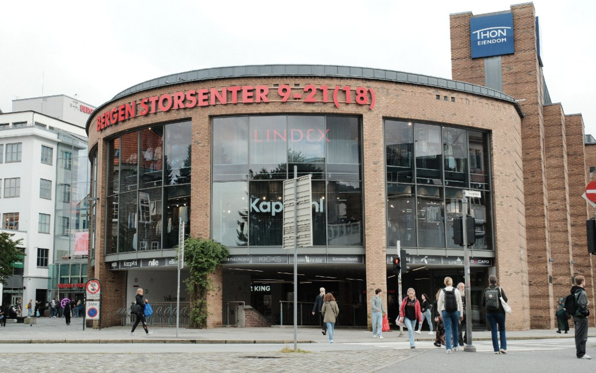 Bergen Storsenter shopping mall exterior